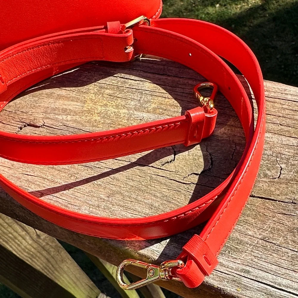 MCM Anna Large Red/Orange NWT Dome Crossbody Satchel COA Full Inclusion - Picture 4 of 12